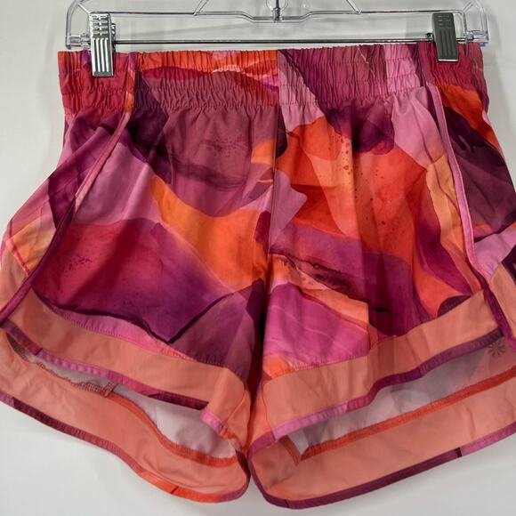 Athleta Printed Mesh Racer Run Shorts 4” Make a Splash Warm Built-In Brief - Picture 2 of 5